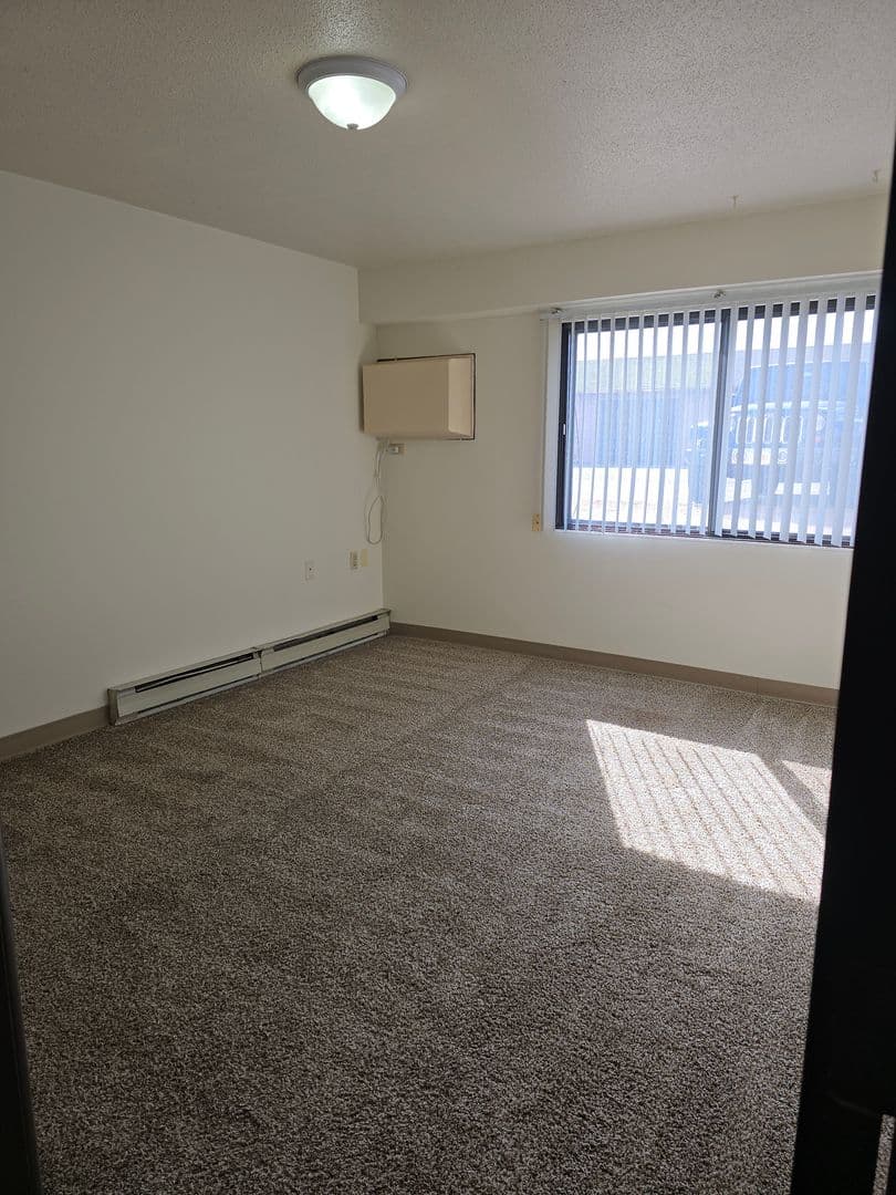Fargo Apartment: 1502 Dakota Dr N