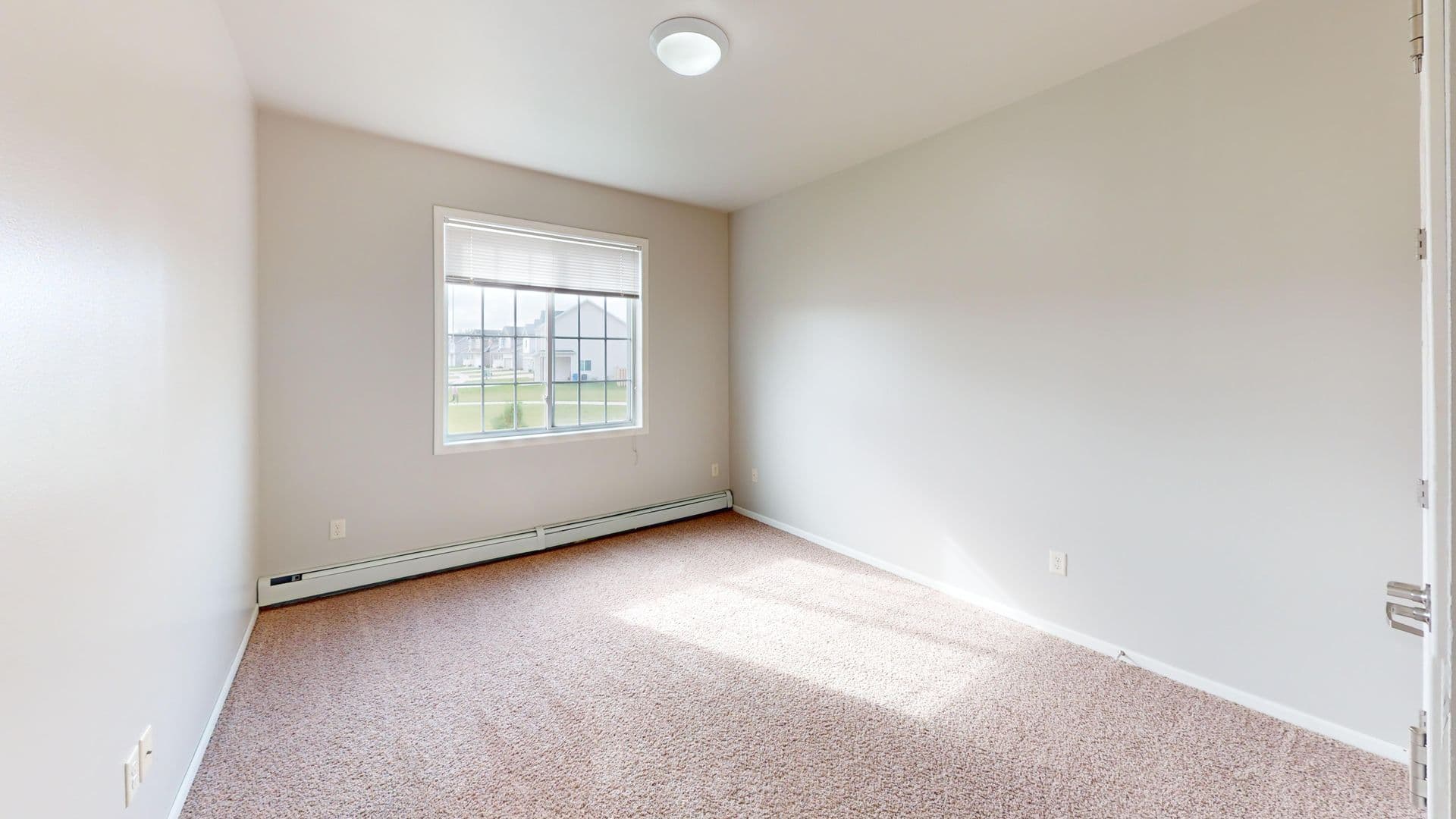 Fargo Apartment: 5357 27th St S