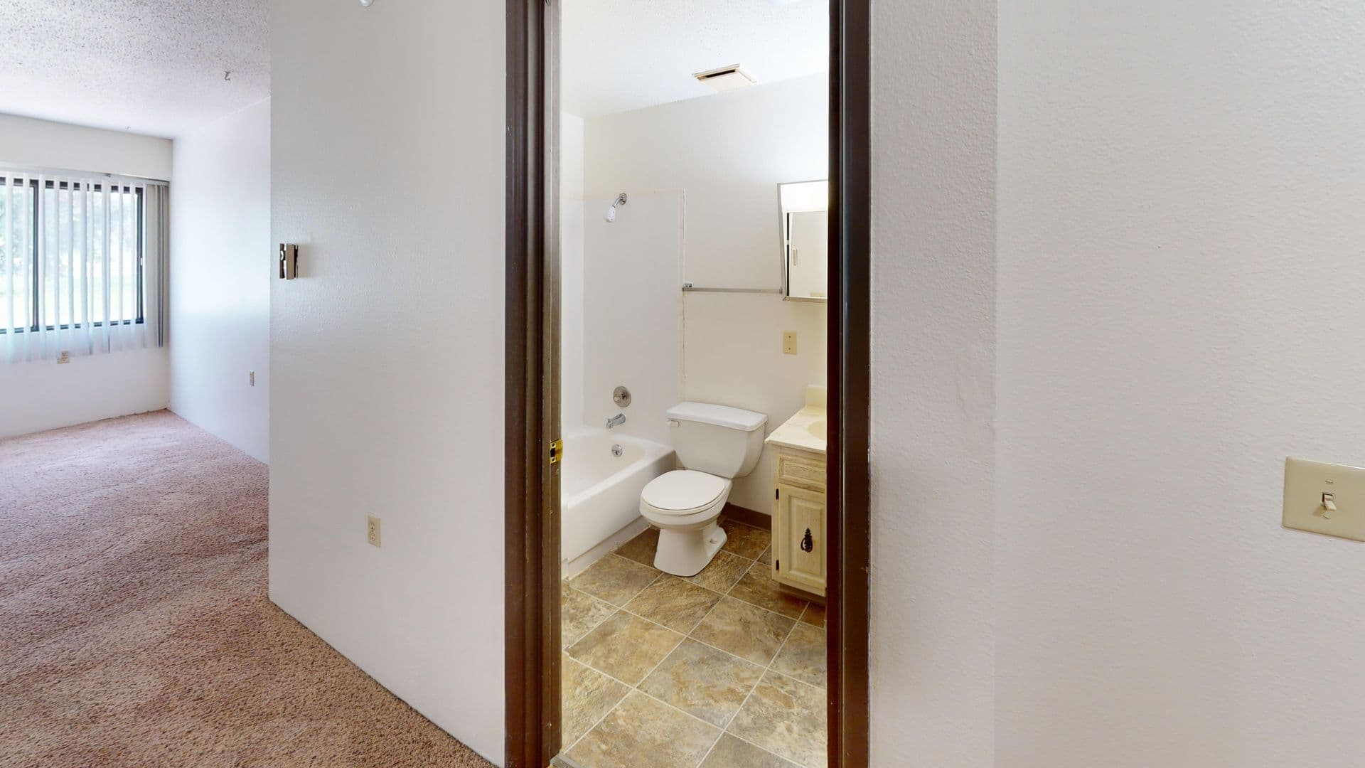Fargo Apartment: 1502 Dakota Dr N