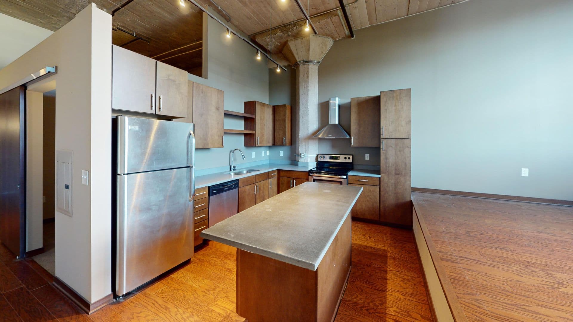 Minneapolis Apartment: 730 Washington Ave N