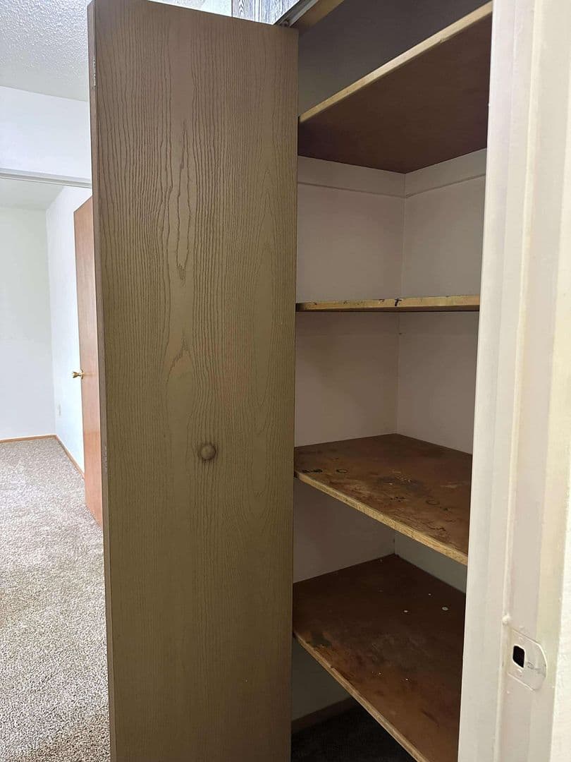 Fargo Apartment: 512-514 30th Ave N