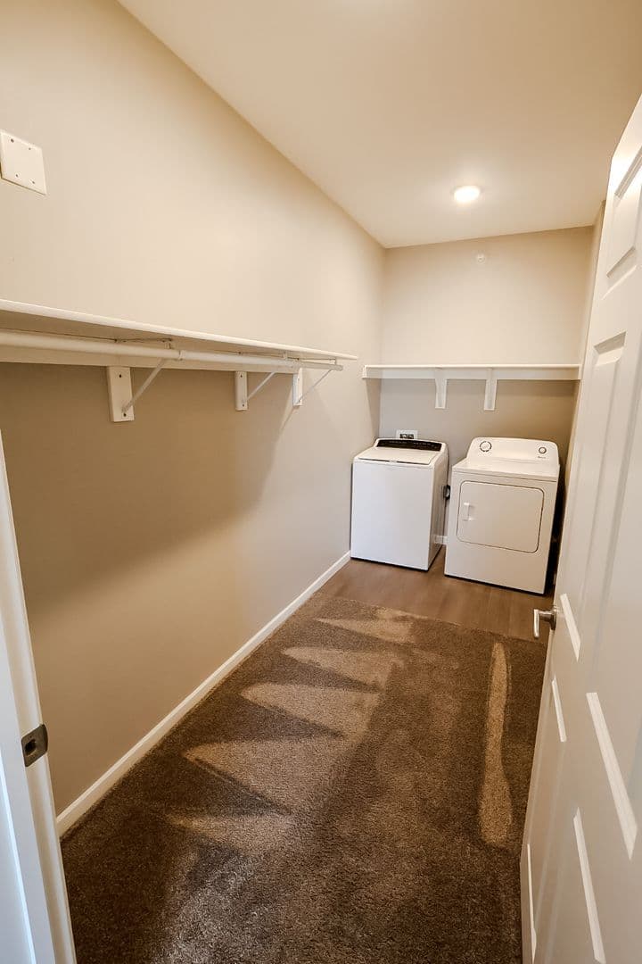 Sioux Falls Apartment: 3600 S Grand Slam Ave