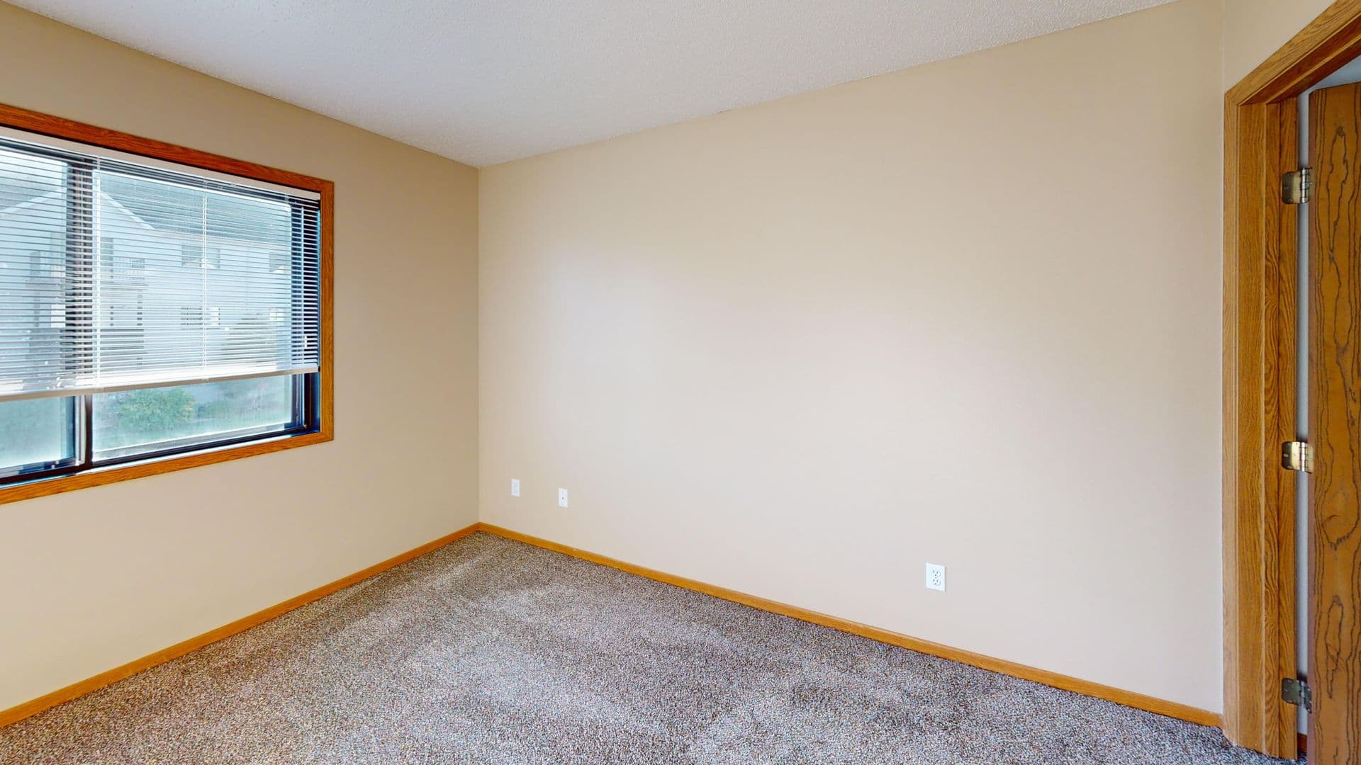 Fargo Apartment: 3001 34th Ave S