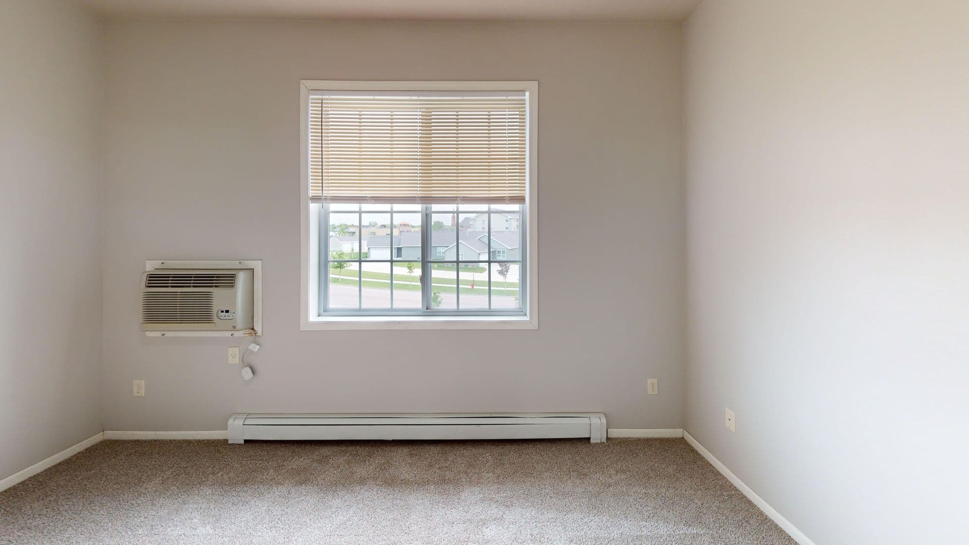 Fargo Apartment: 5357 27th St S