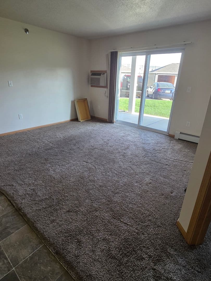 Fargo Apartment: 2055 Dakota Dr N