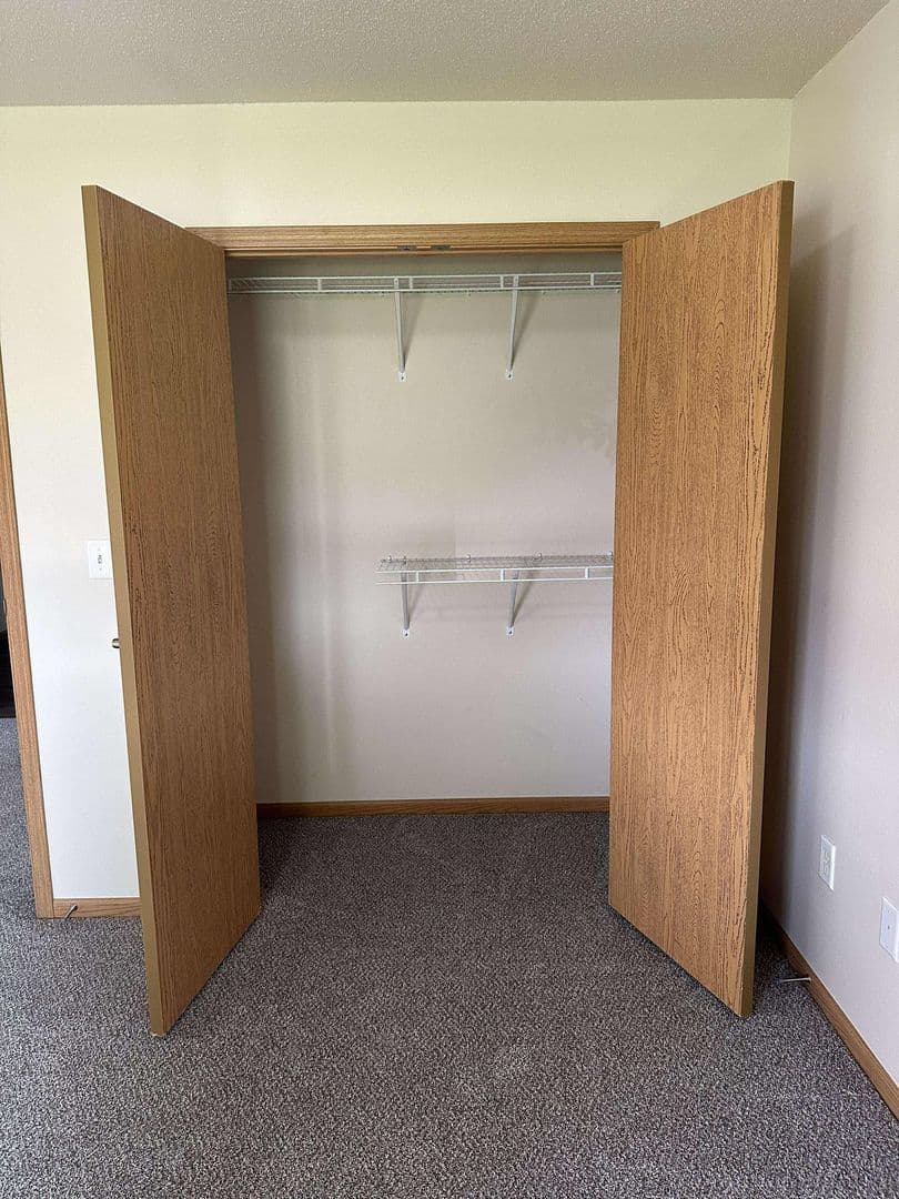 Fargo Apartment: 2055 Dakota Dr N