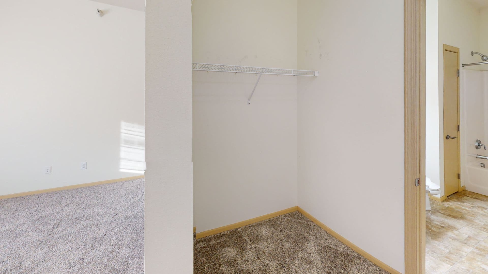 Fargo Apartment: 4751 46th St S, 4685 49th Ave S,