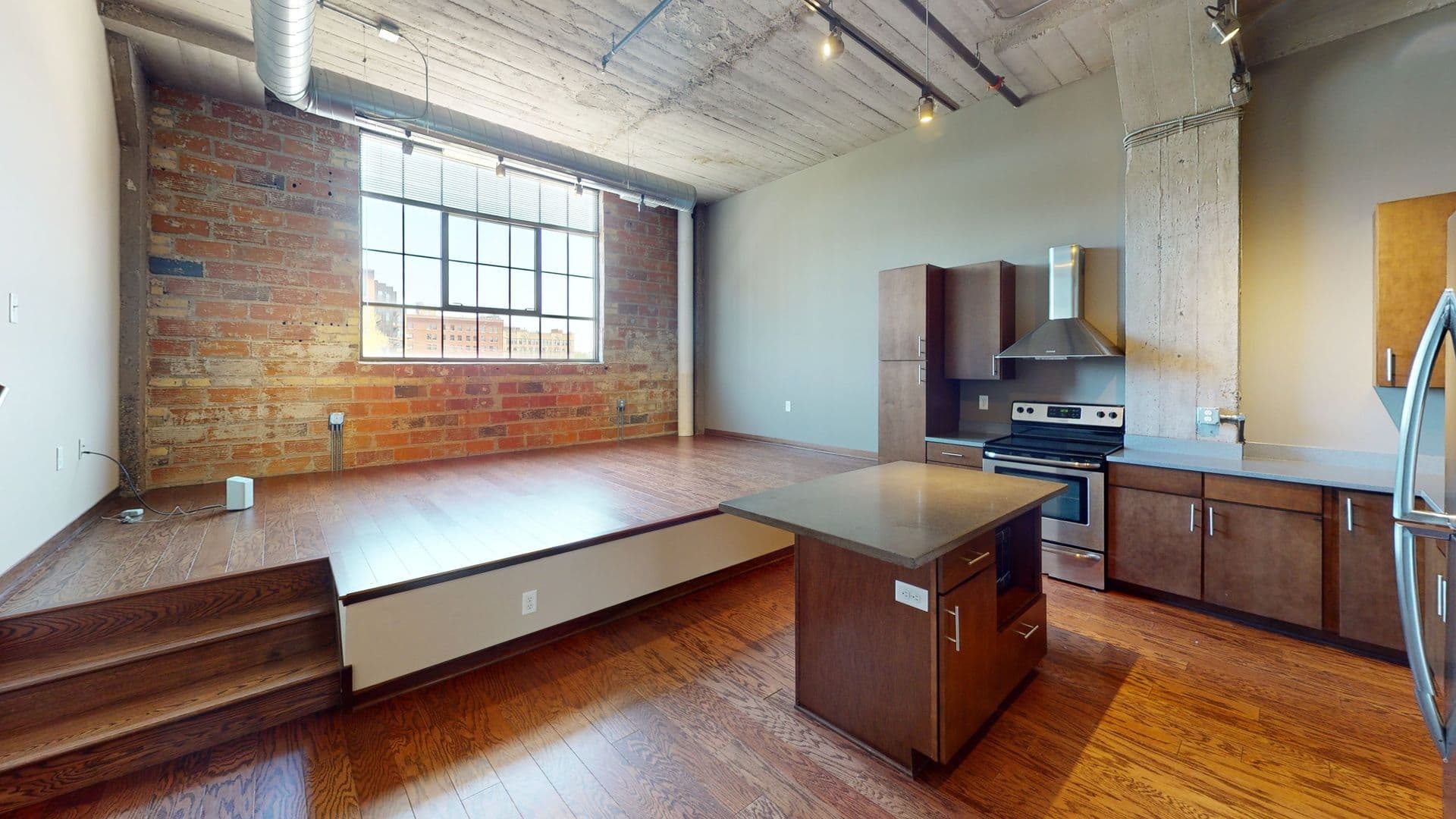 Minneapolis Apartment: 730 Washington Ave N