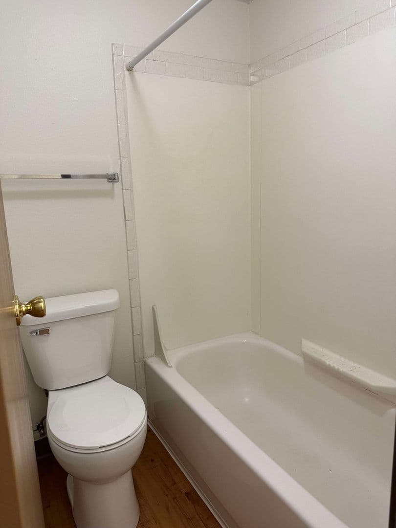 Fargo Apartment: 1502 Dakota Dr N