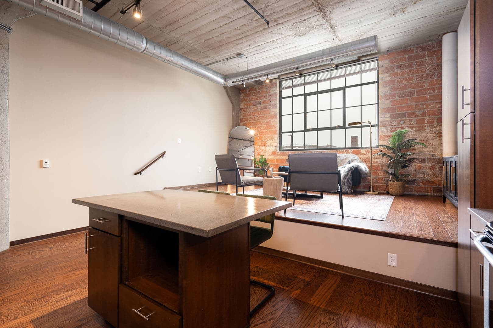 Minneapolis Apartment: 730 Washington Ave N