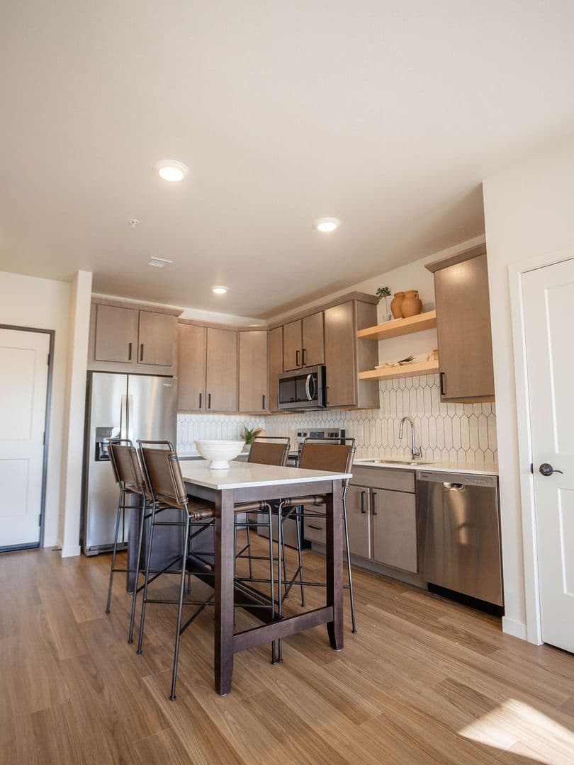 Fargo Apartment: 1621 S. University Dr.