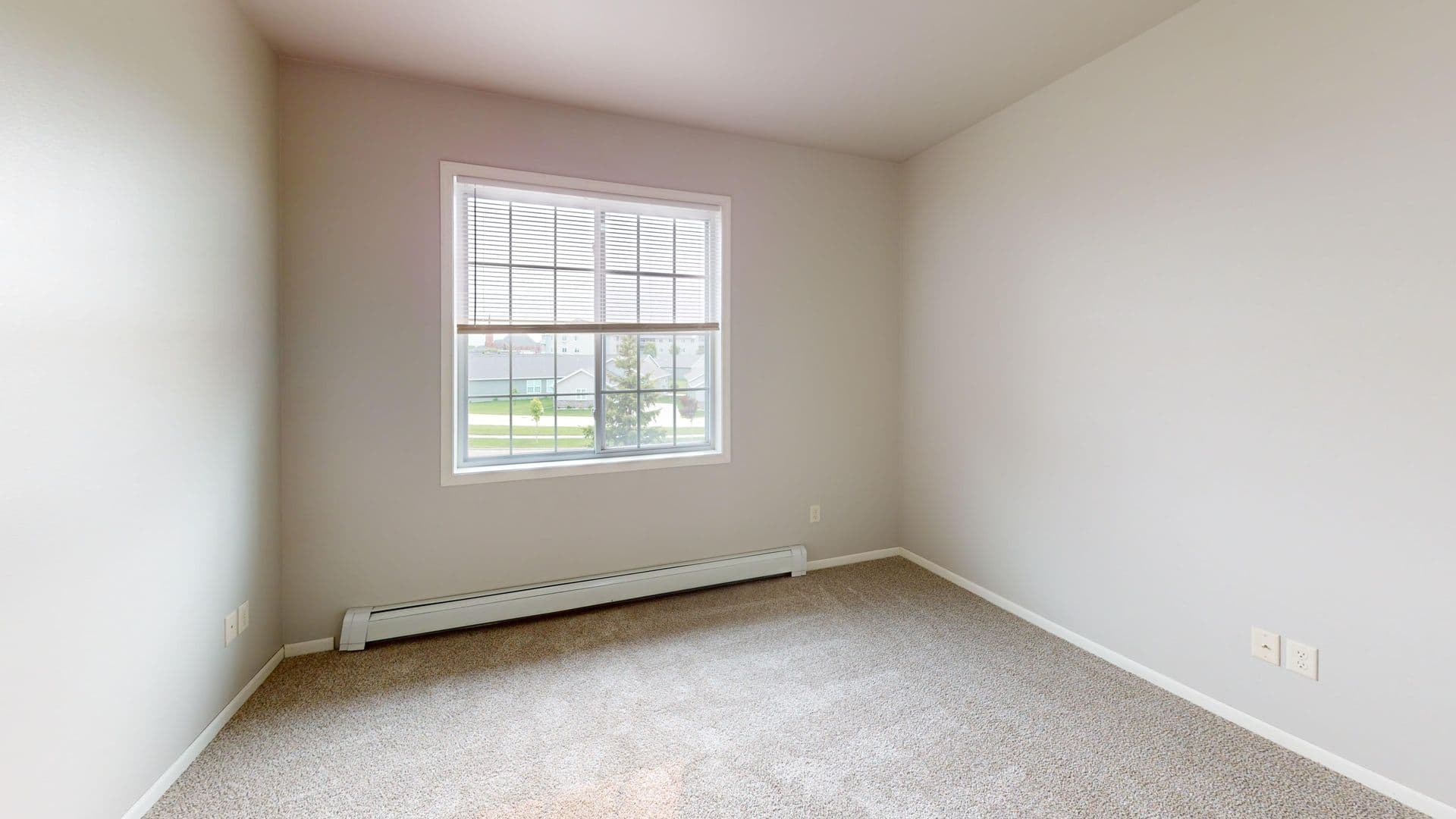 Fargo Apartment: 5357 27th St S
