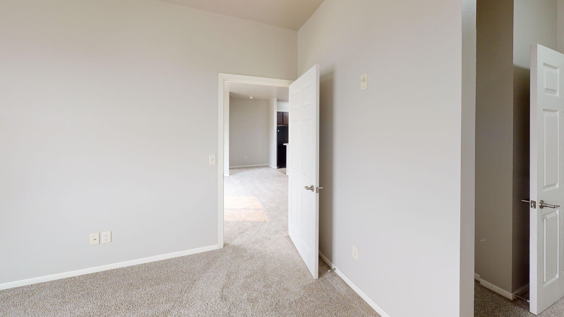 Fargo Apartment: 5357 27th St S