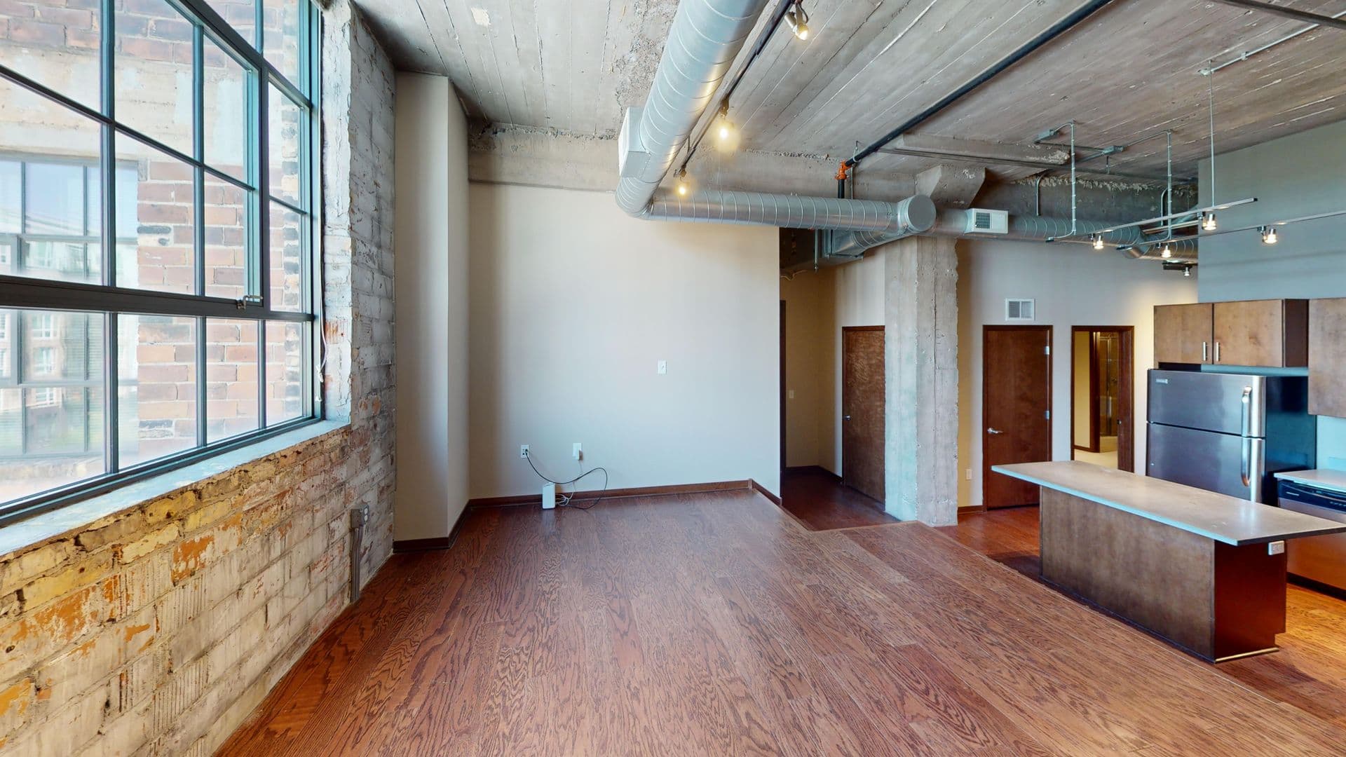 Minneapolis Apartment: 730 Washington Ave N