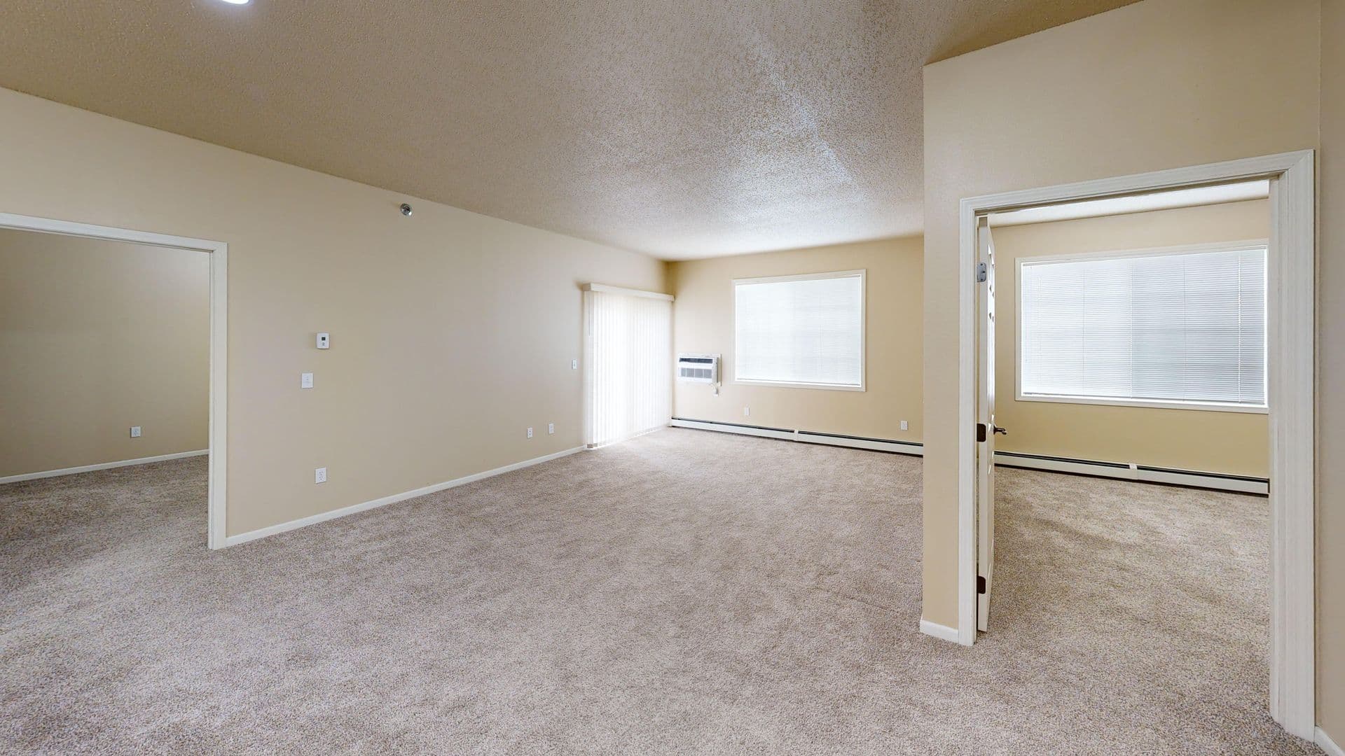 Moorhead Apartment: 1501 Belsly Blvd
