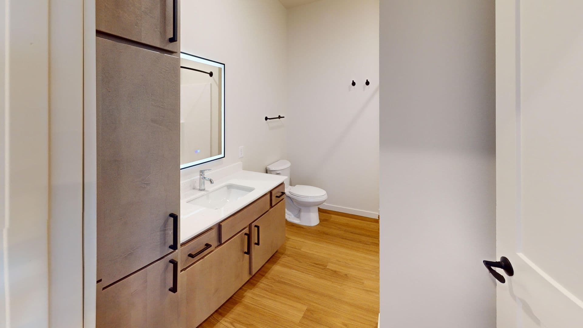 Fargo Apartment: 1621 S. University Dr.
