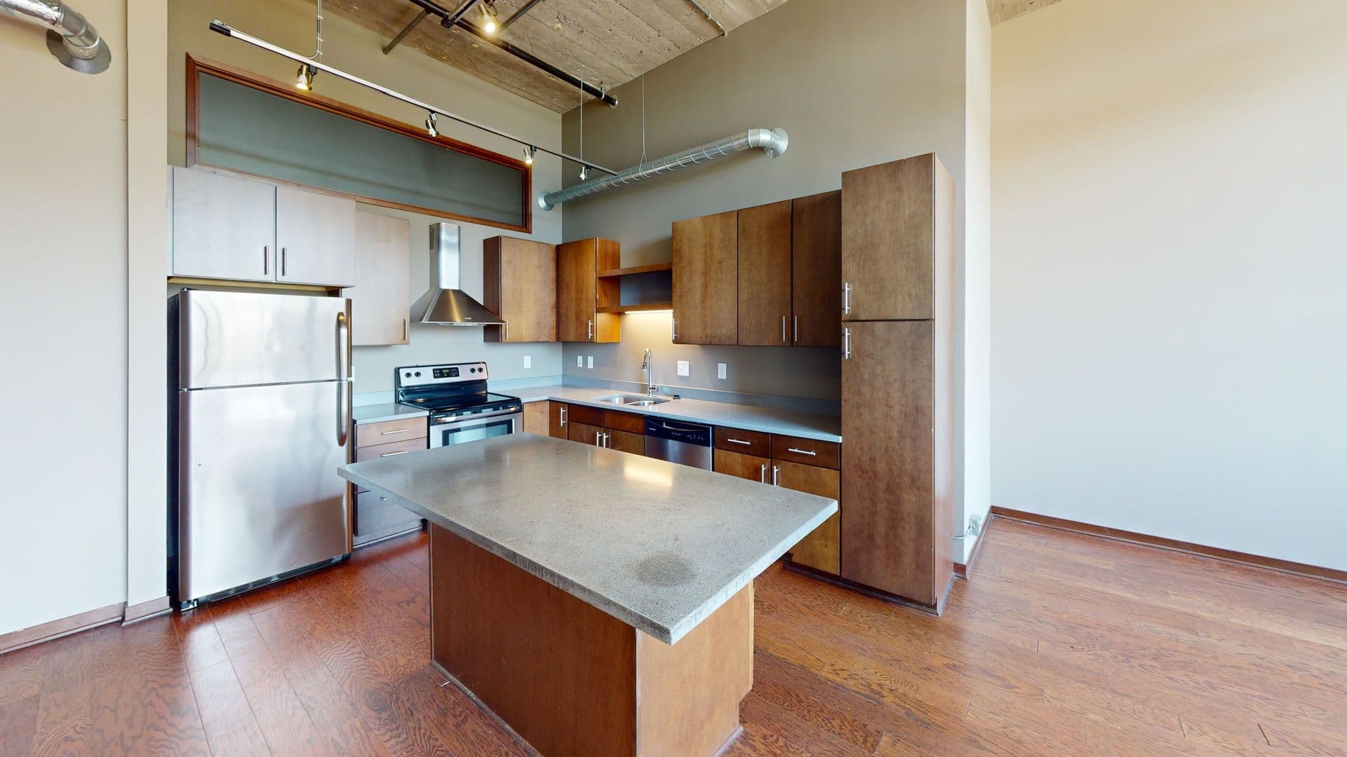 Minneapolis Apartment: 730 Washington Ave N
