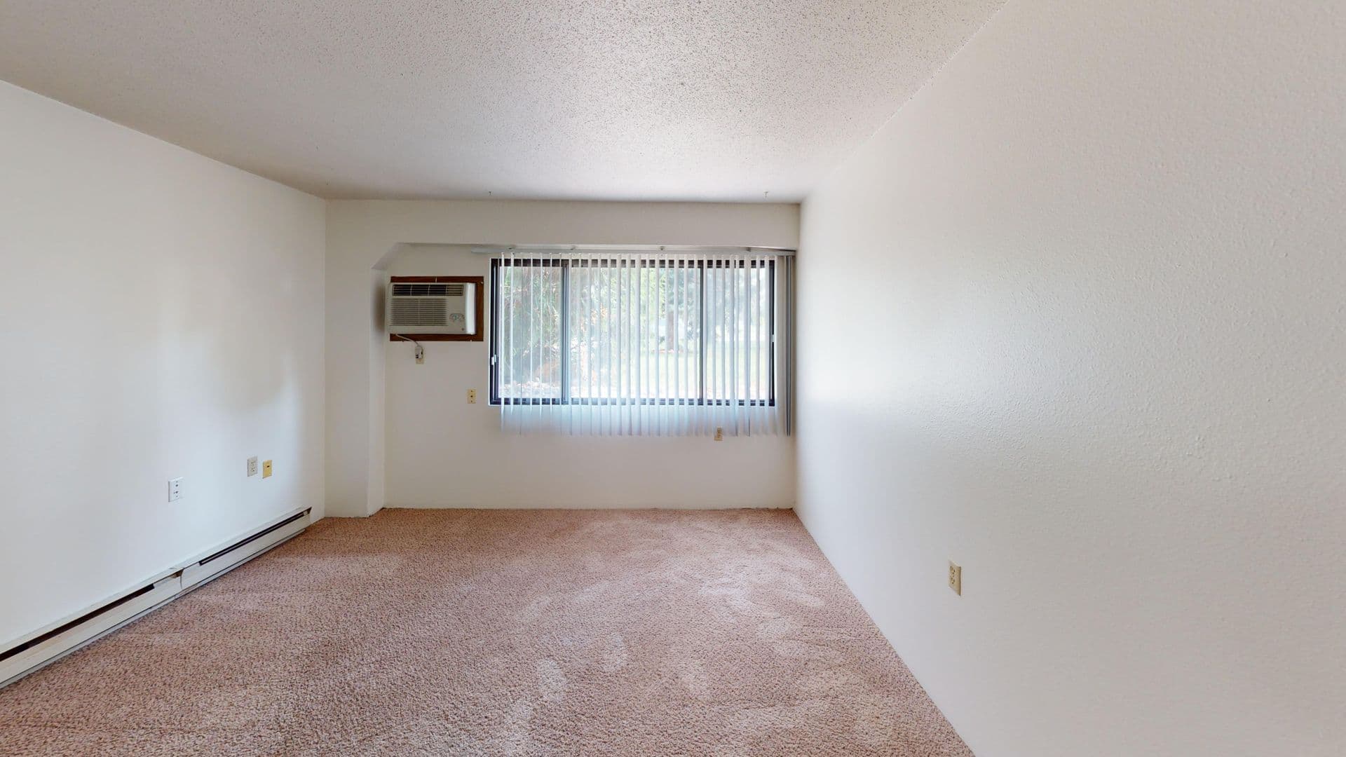 Fargo Apartment: 1502 Dakota Dr N