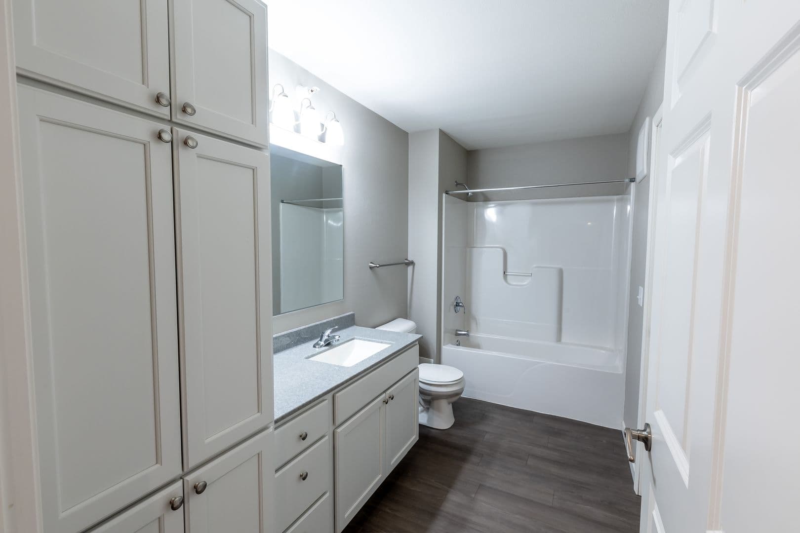 Sioux Falls Apartment: 3600 S Grand Slam Ave