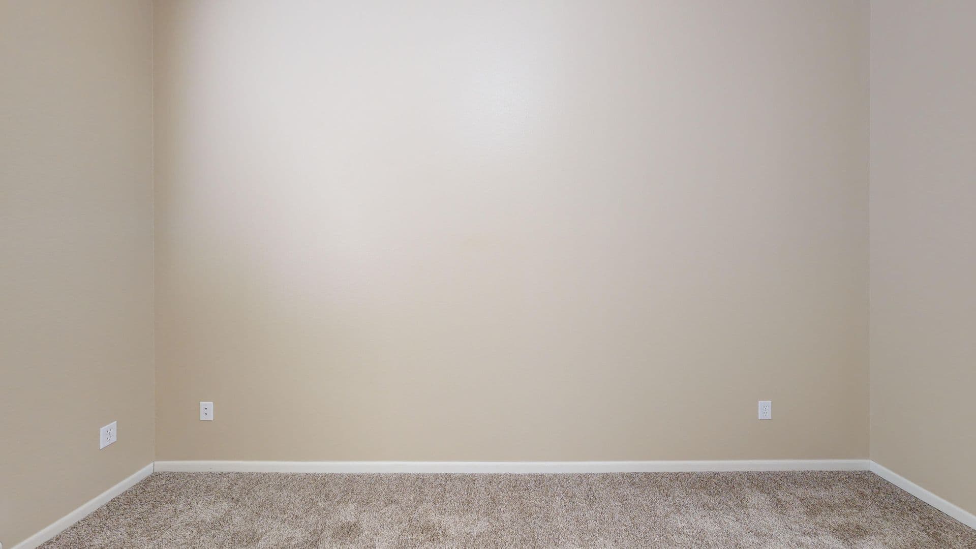 Moorhead Apartment: 1501 Belsly Blvd
