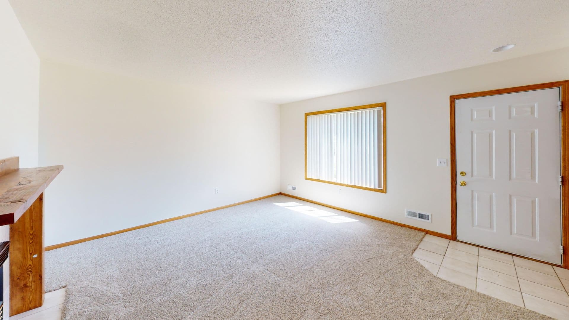 Fargo Apartment: 3225-3235 35th Ave S