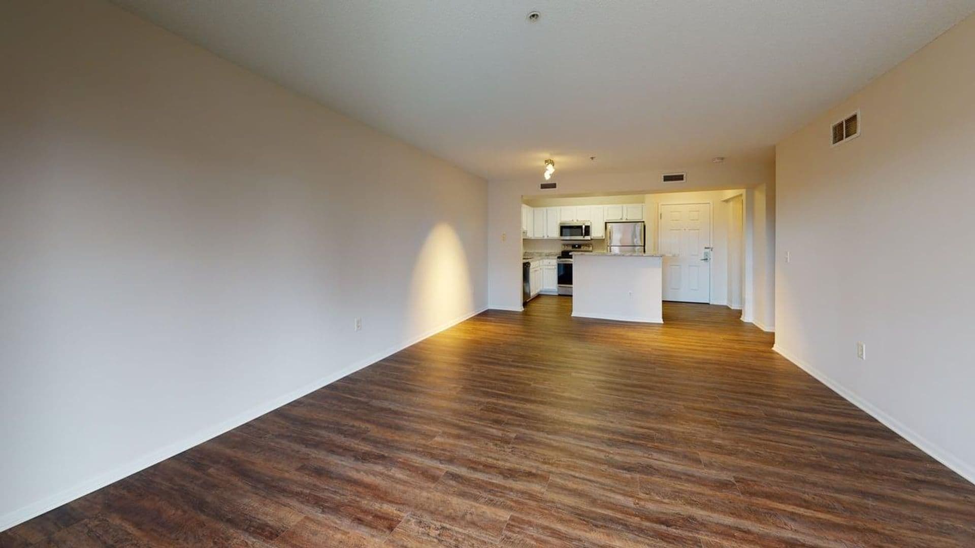 Minneapolis Apartment: 22 University Ave NE