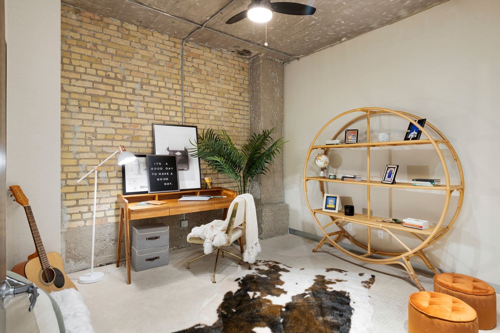 Minneapolis Apartment: 607 Washington Ave N