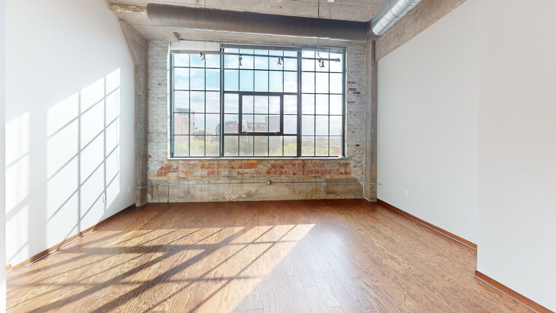 Minneapolis Apartment: 730 Washington Ave N