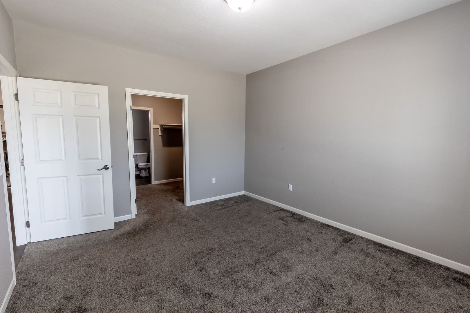 Sioux Falls Apartment: 3600 S Grand Slam Ave