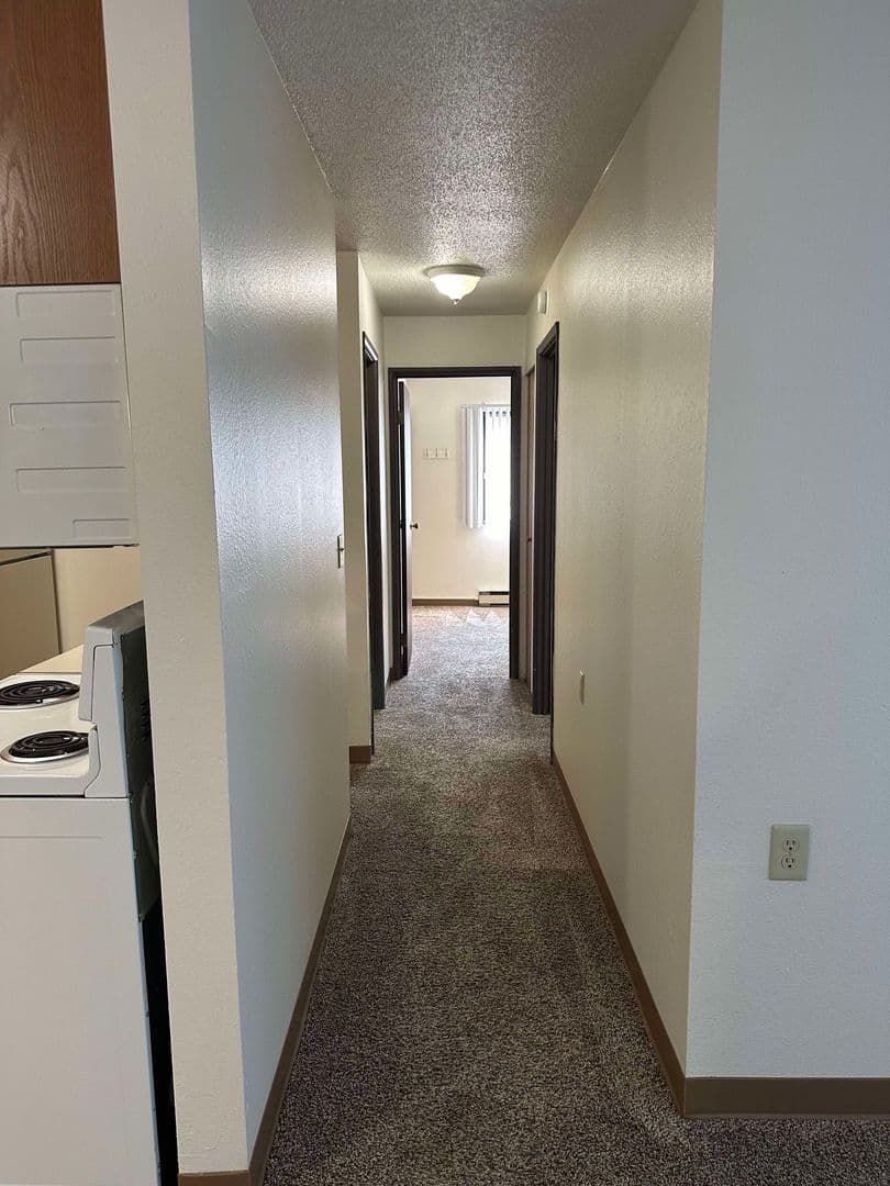 Fargo Apartment: 1502 Dakota Dr N
