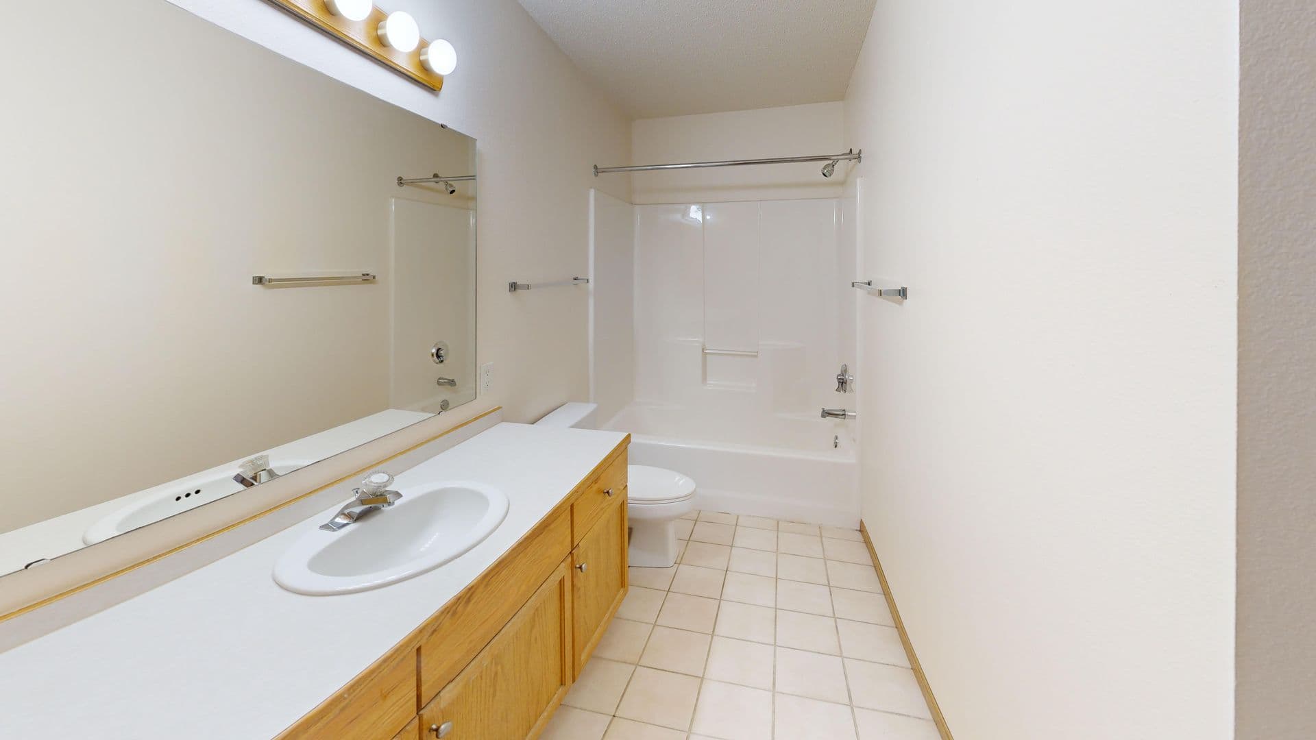 Fargo Apartment: 3001 34th Ave S