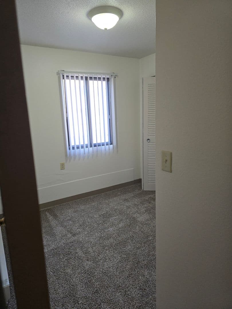 Fargo Apartment: 1502 Dakota Dr N