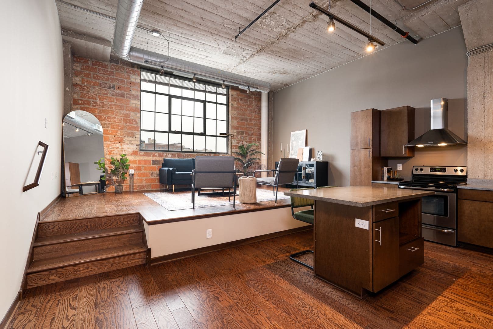 Minneapolis Apartment: 730 Washington Ave N