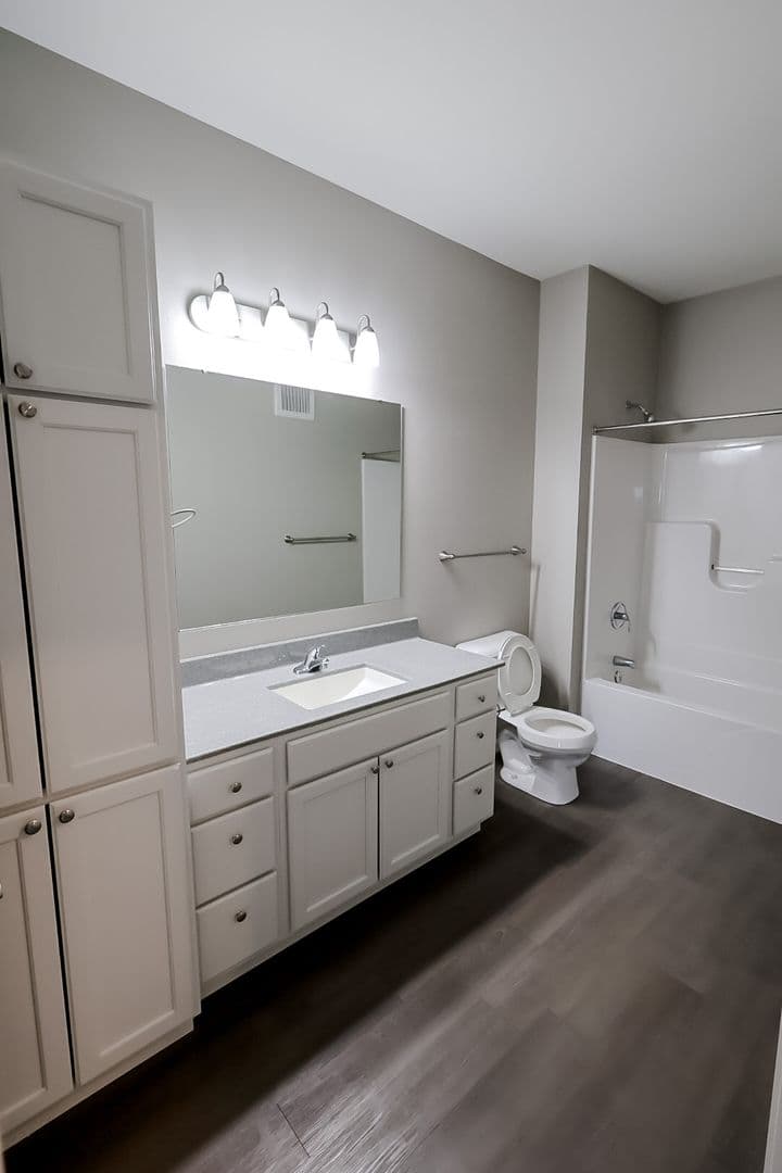 Sioux Falls Apartment: 3600 S Grand Slam Ave