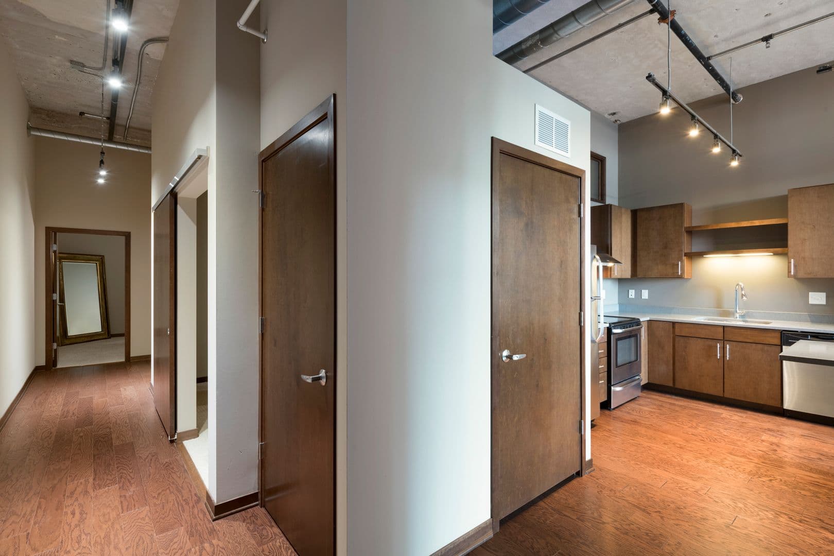 Minneapolis Apartment: 730 Washington Ave N