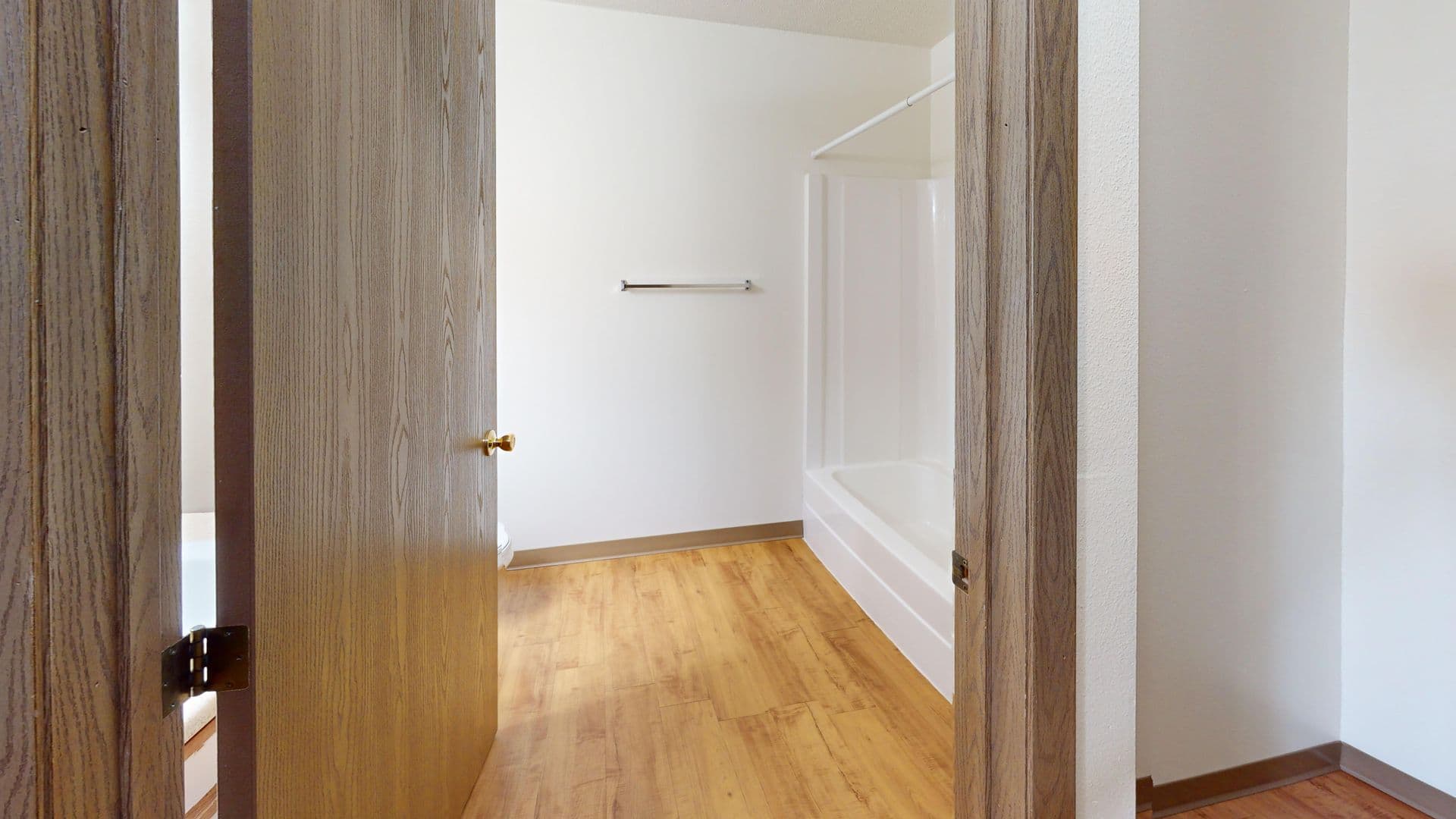 Fargo Apartment: 1704-1736 Dakota Dr. N.