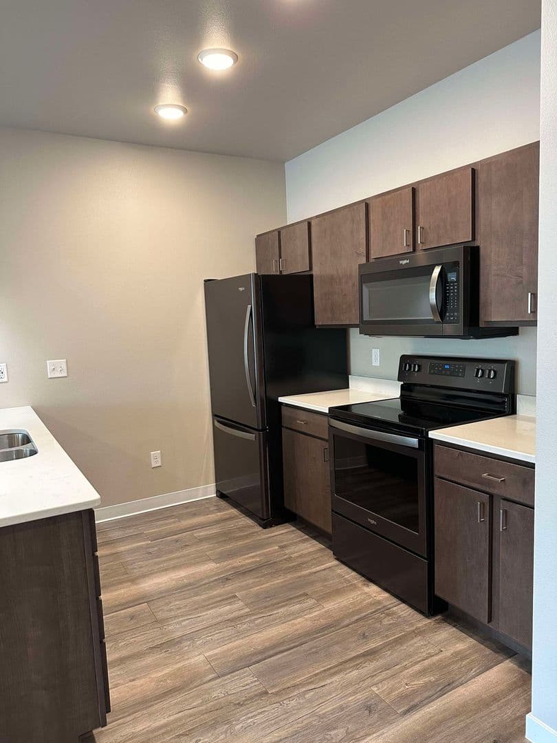 Fargo Apartment: 719 7th Street N
