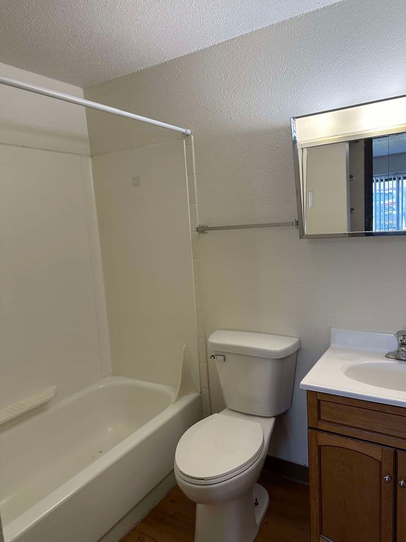 Fargo Apartment: 1502 Dakota Dr N