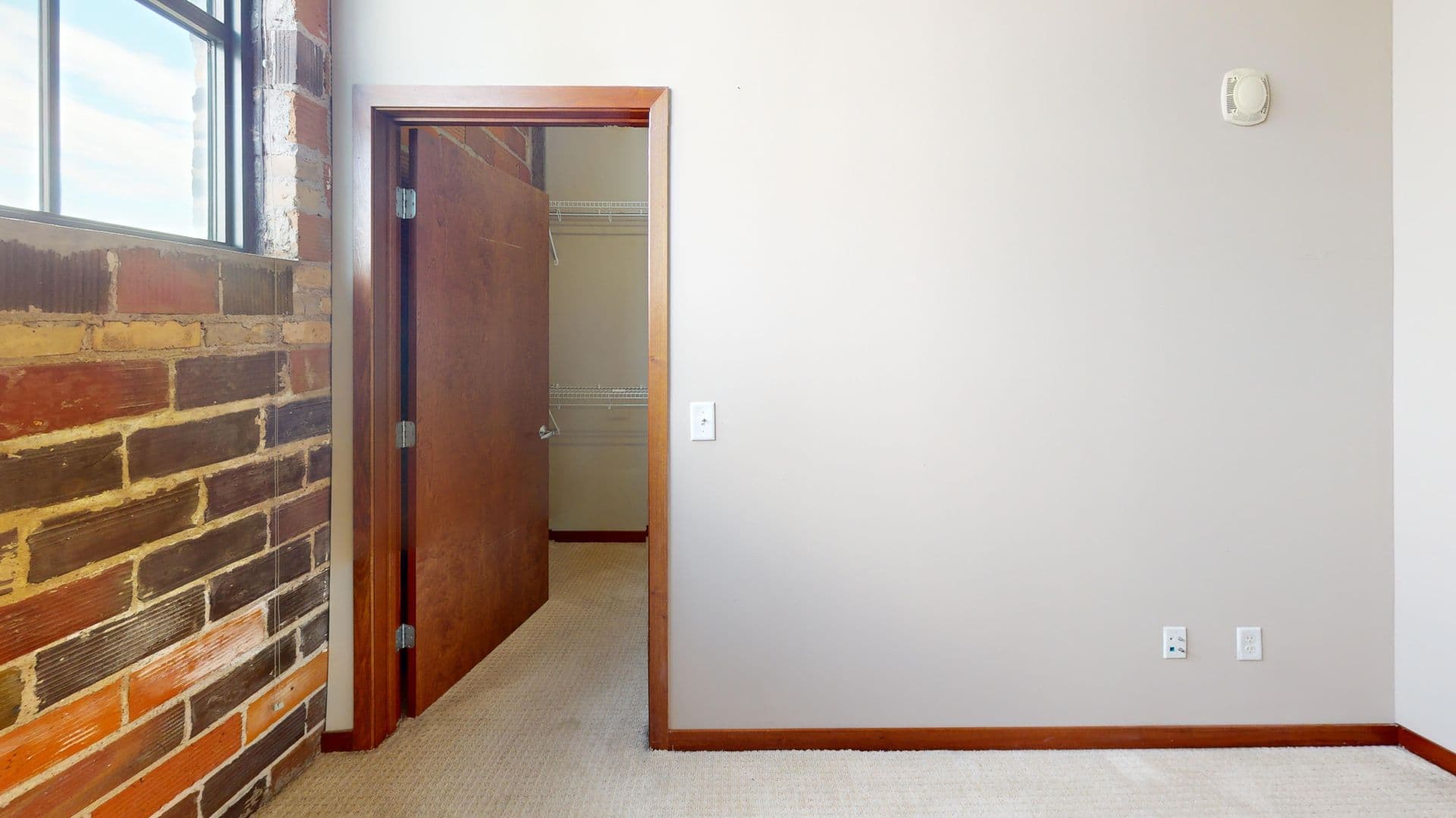 Minneapolis Apartment: 730 Washington Ave N
