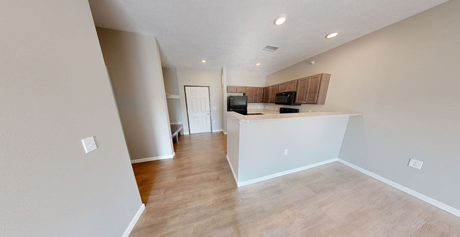 Sioux Falls Apartment: 3600 S Grand Slam Ave
