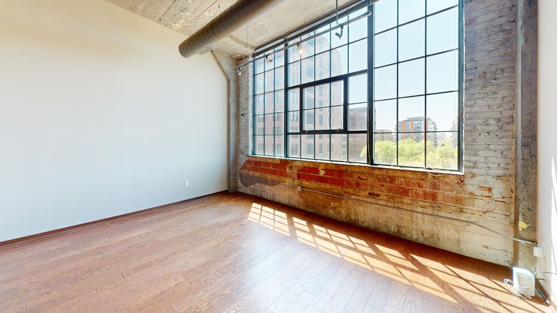Minneapolis Apartment: 730 Washington Ave N