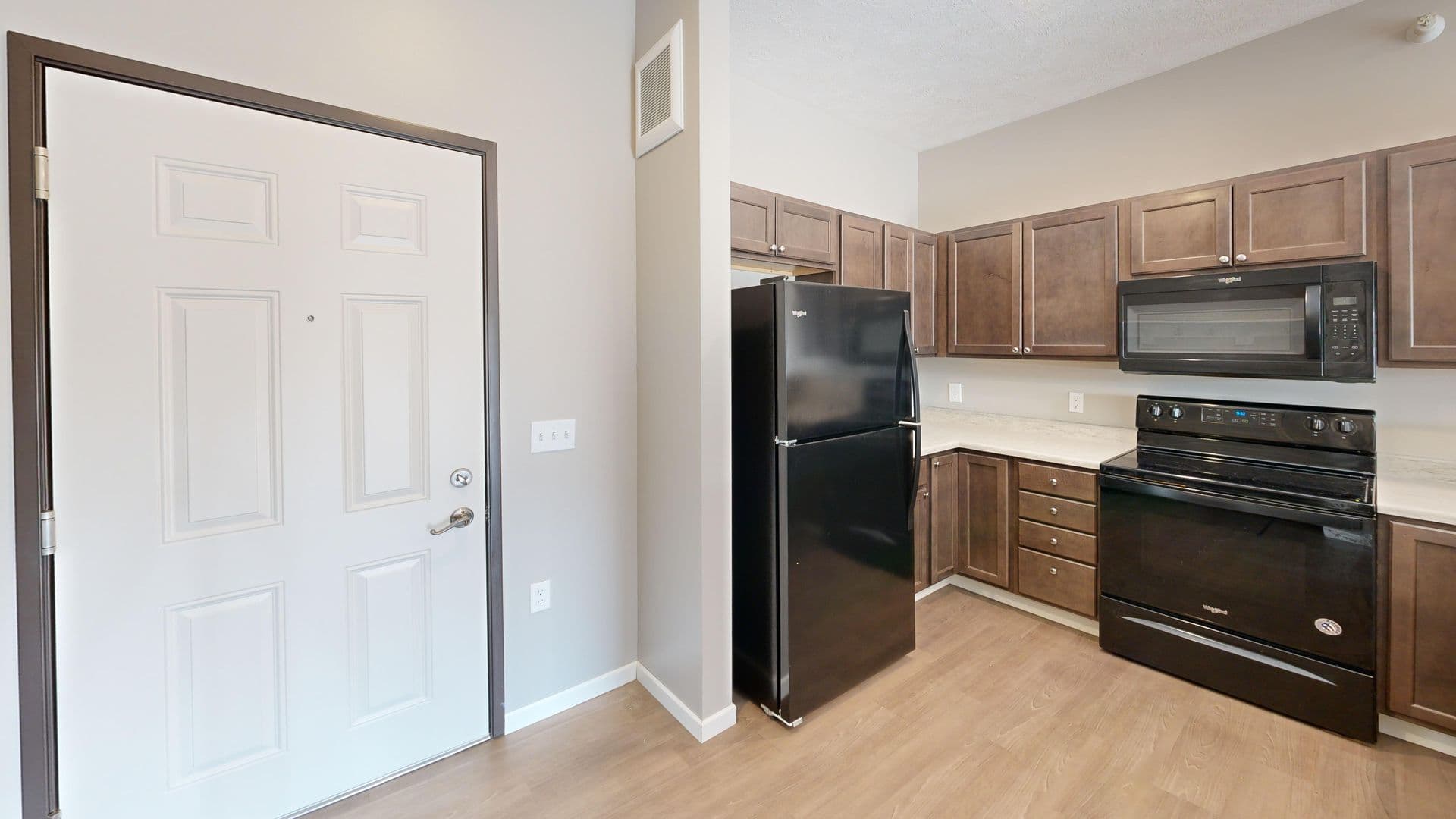 Sioux Falls Apartment: 3600 S Grand Slam Ave