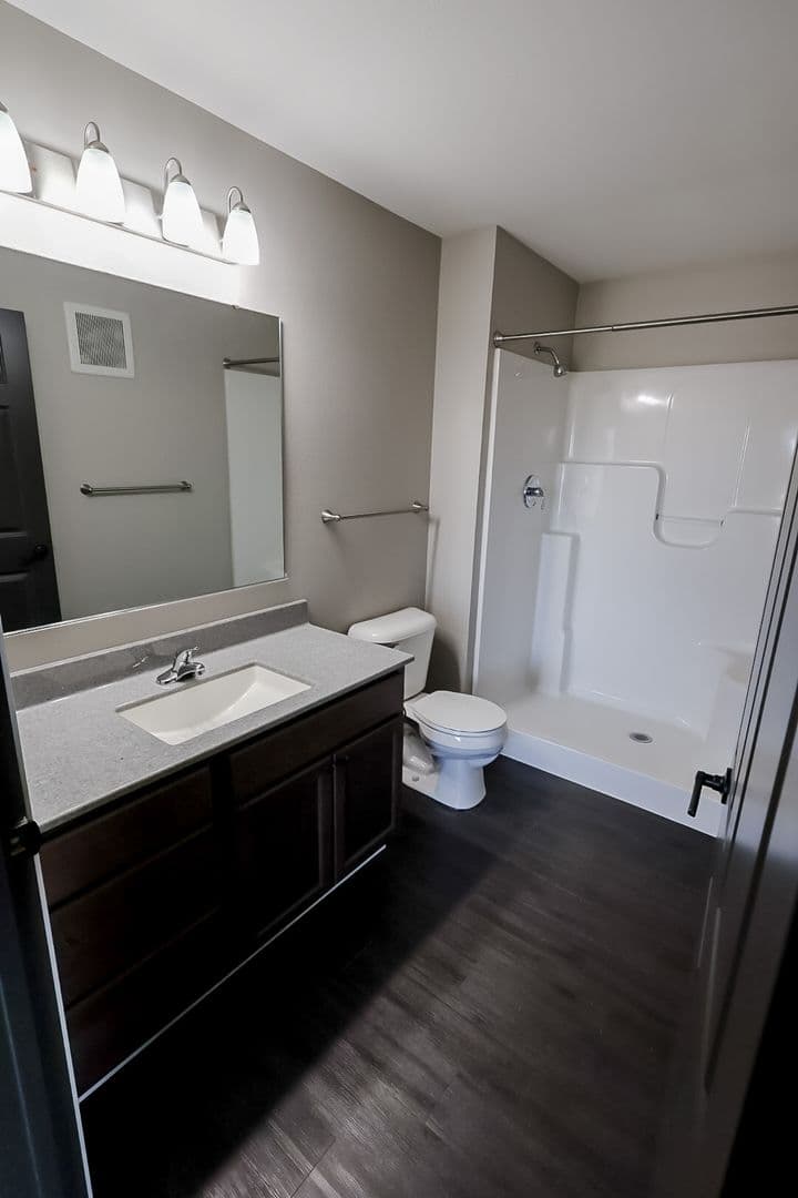 Sioux Falls Apartment: 3600 S Grand Slam Ave
