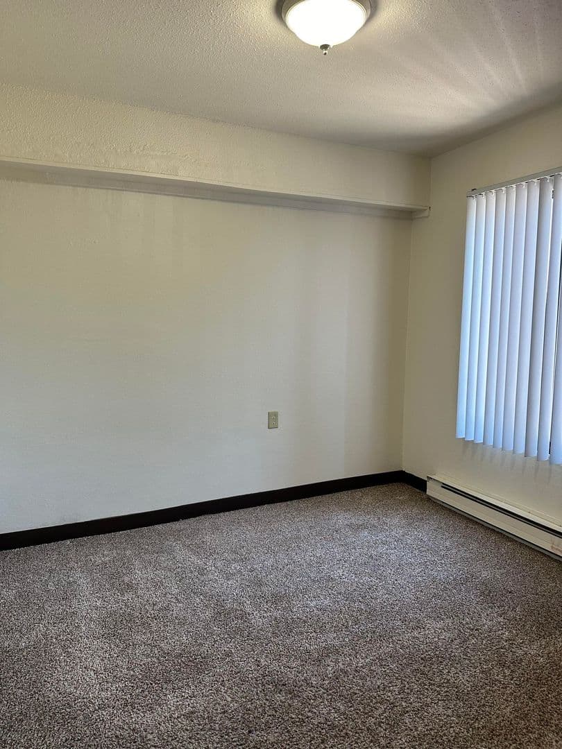 Fargo Apartment: 1502 Dakota Dr N