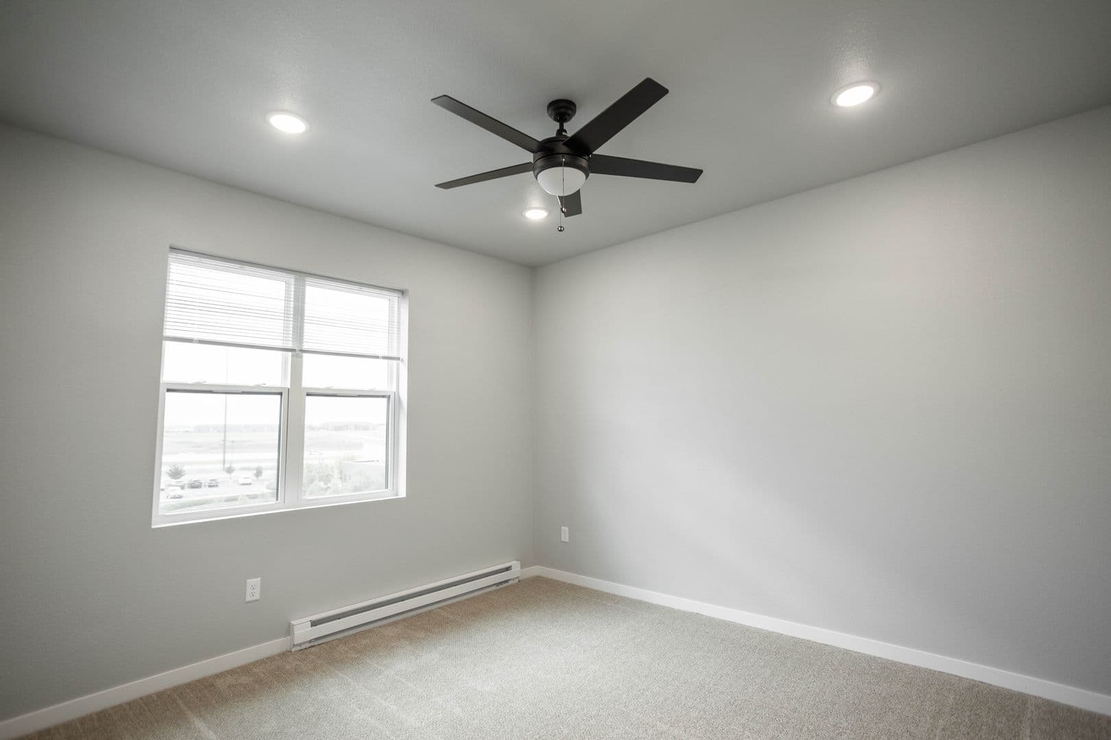 Fargo Apartment: 1882 39th St S