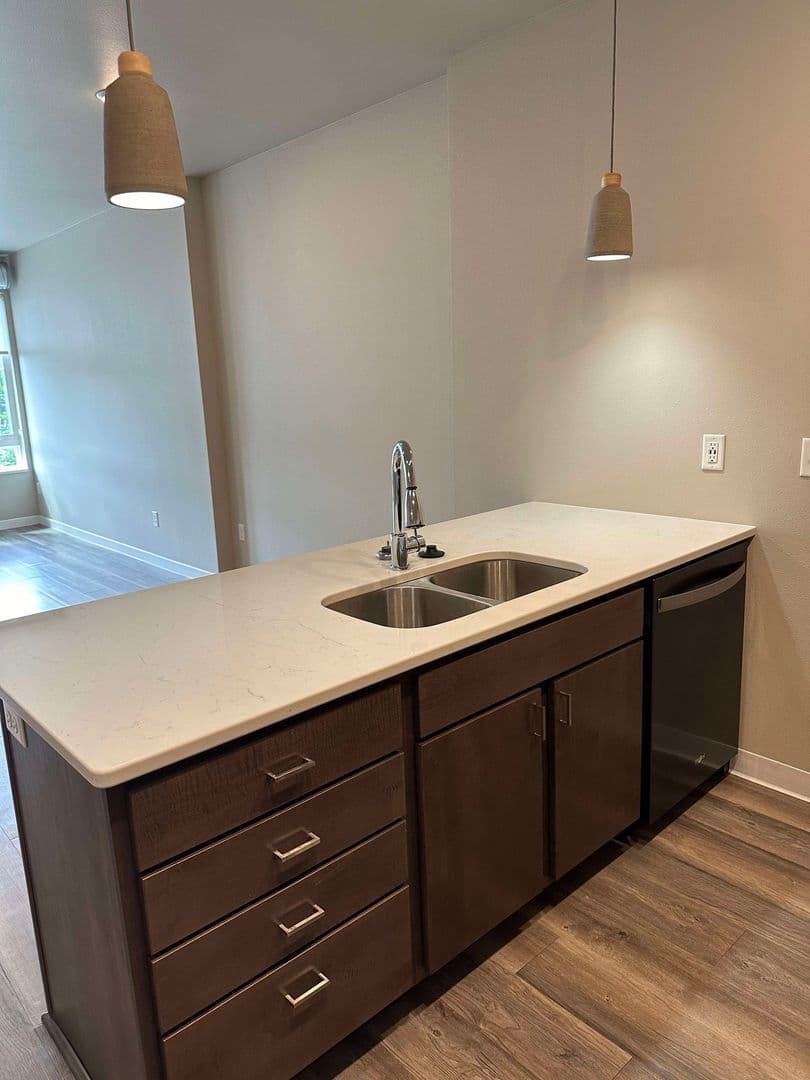 Fargo Apartment: 719 7th Street N