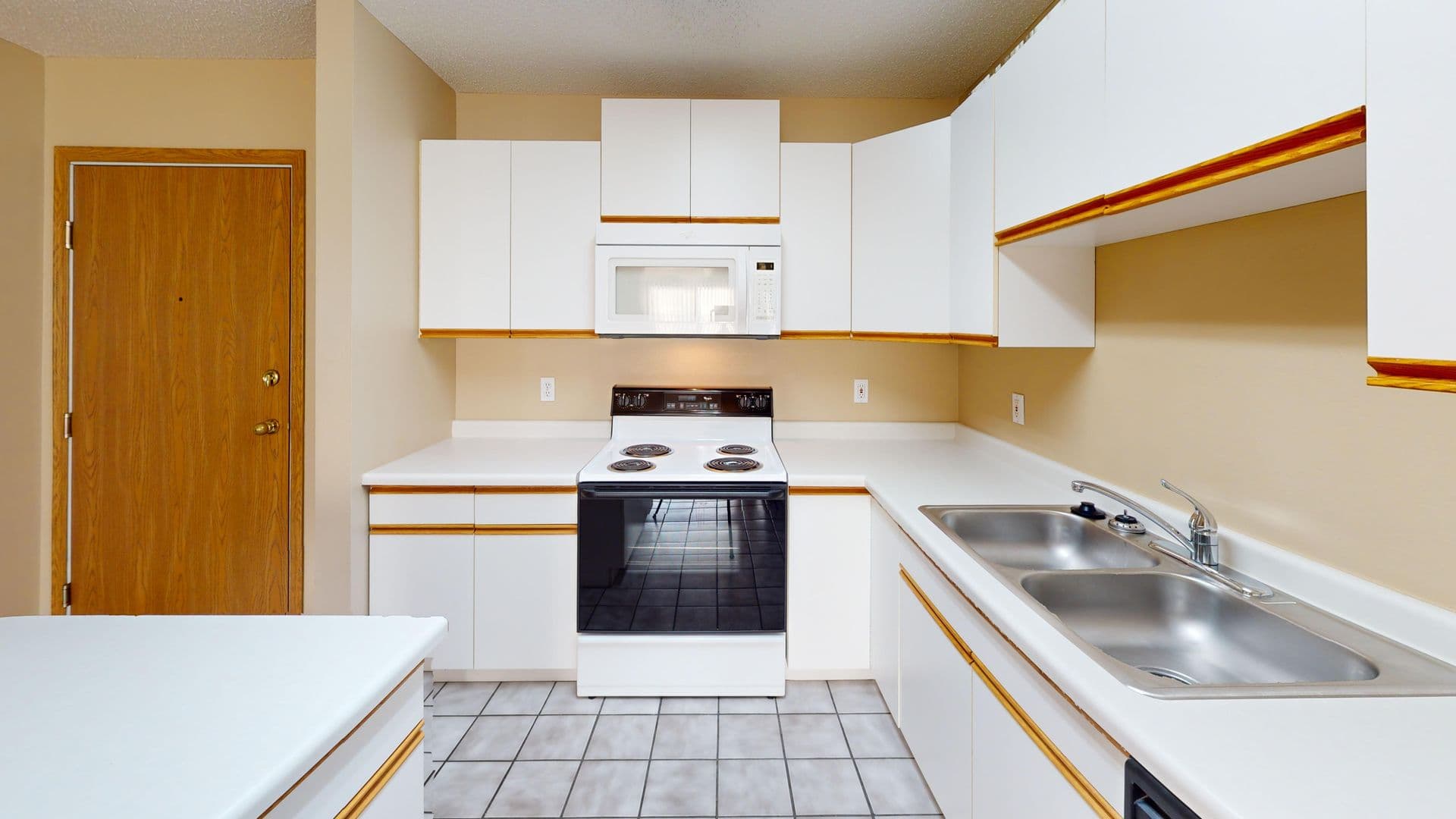 Fargo Apartment: 3001 34th Ave S