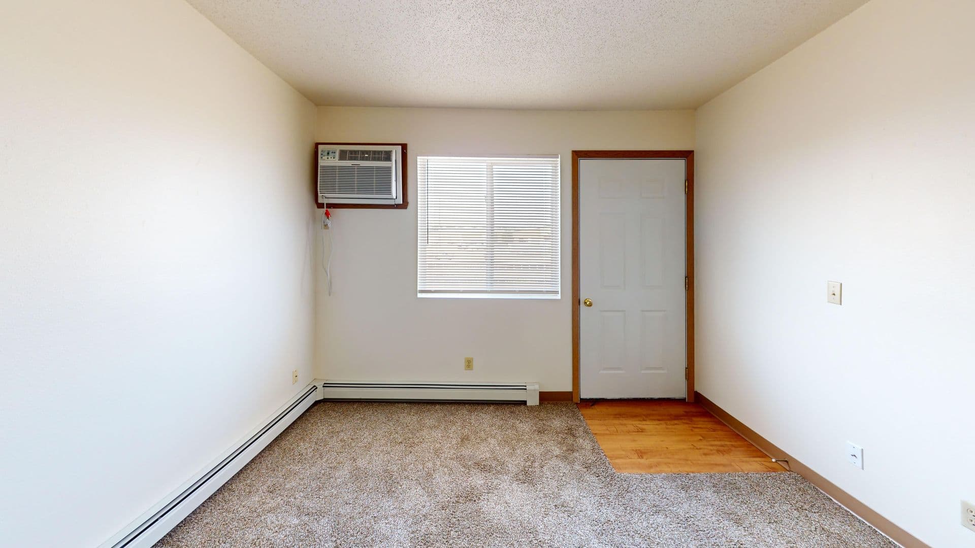 Fargo Apartment: 1704-1736 Dakota Dr. N.
