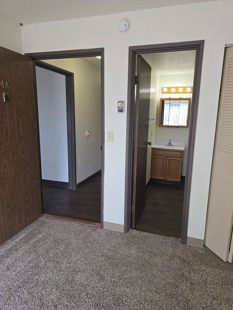 Fargo Apartment: 1502 Dakota Dr N