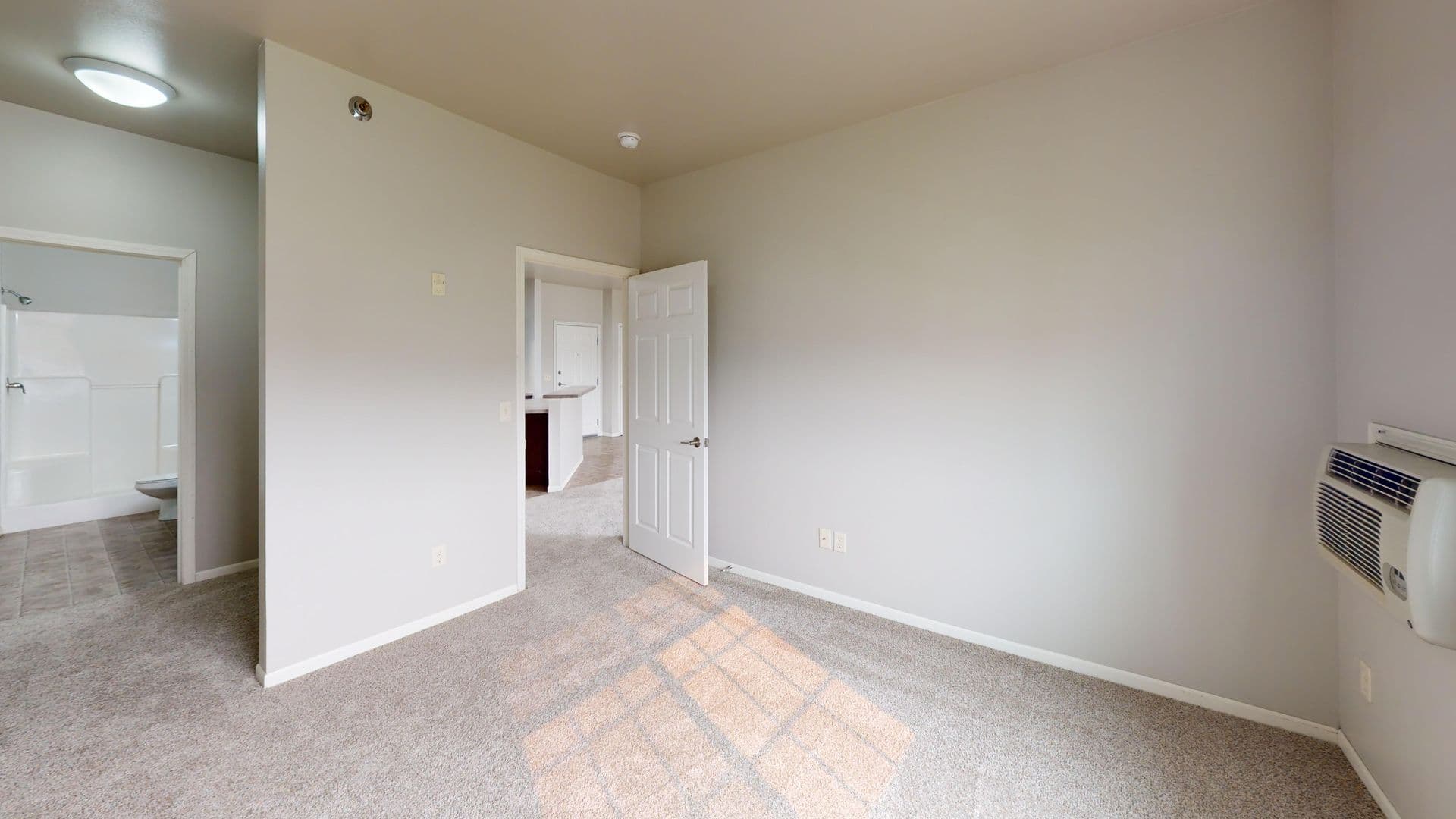 Fargo Apartment: 5357 27th St S